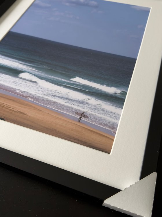 BETWEEN SAND AND SEA