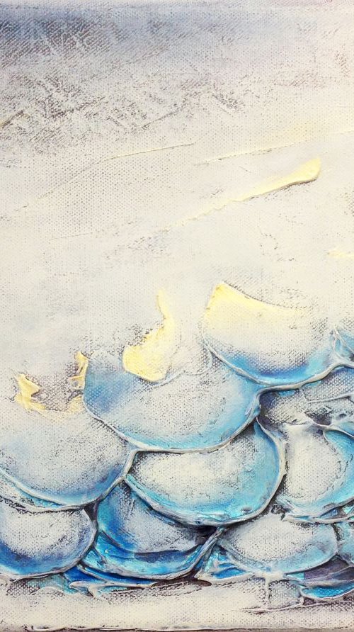 Iridescent Pearl 5 by Elizabeth McDonough