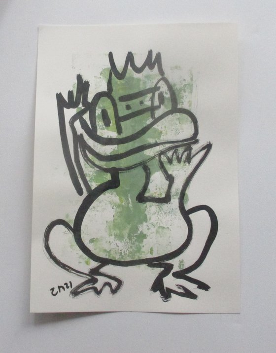 funny frog king portrait