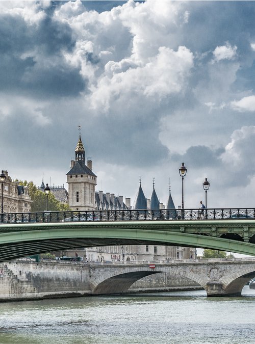 River Seine by Vlad Durniev