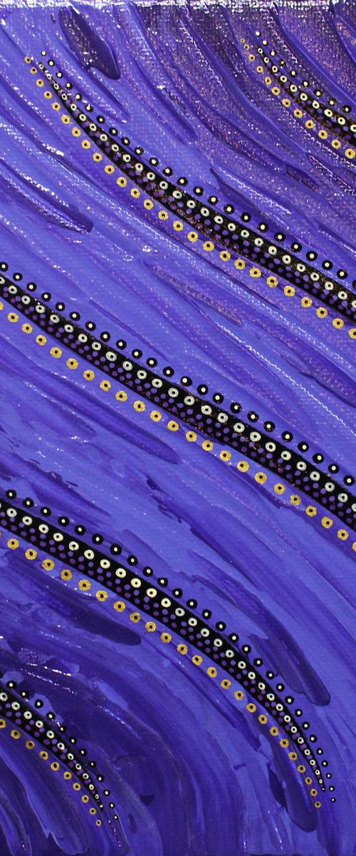 Purple fluid by Jonathan Pradillon