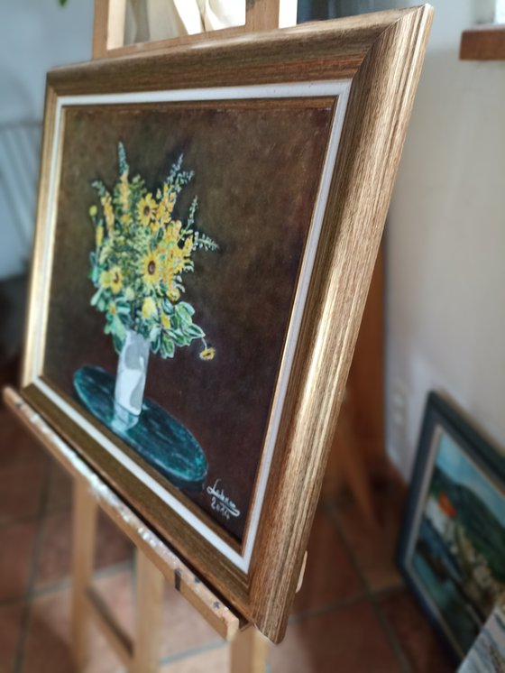 Yellow daisies flowers