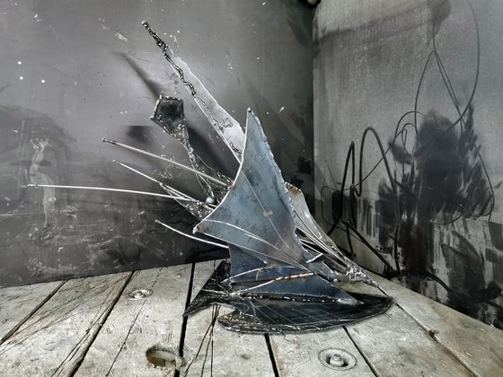 Unique welded iron sculpture beautiful space effects unique style by Romanian master O KLOSKA