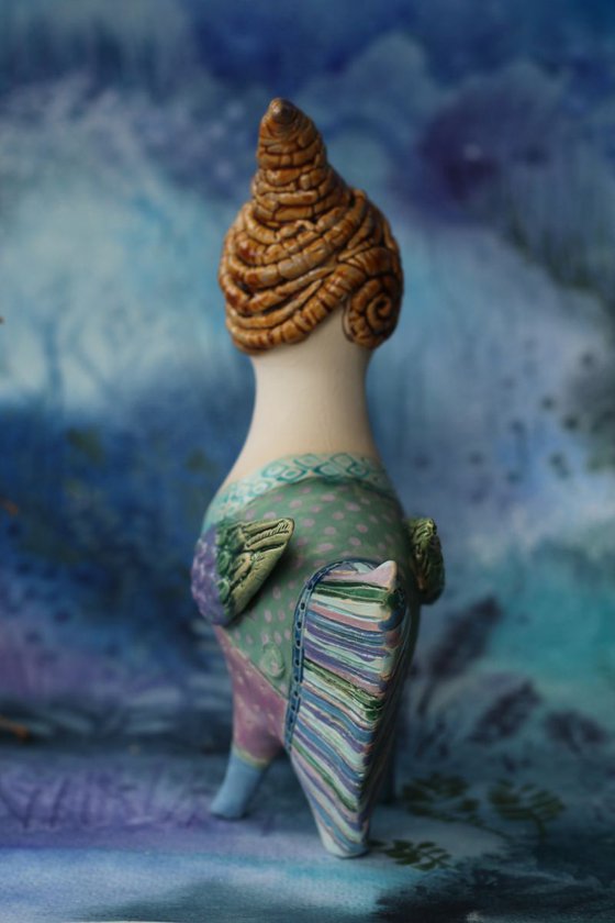 Sweetie bird. Ceramic sculpture