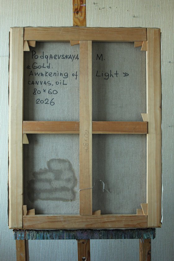 Gold. Awakening of Light.