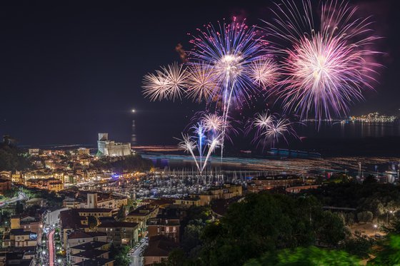 FIREWORKS IN LERICI