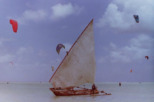 Kitesurf in Indian Ocean by Anna Tuzyuk