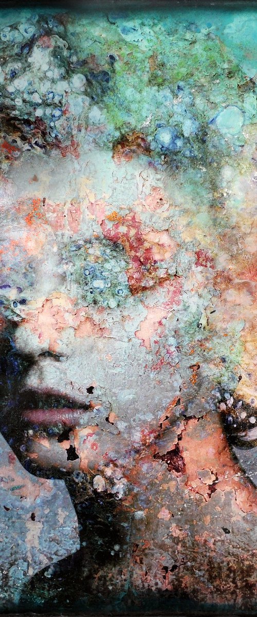 Oxidation (small resin edition) by Karin Vermeer