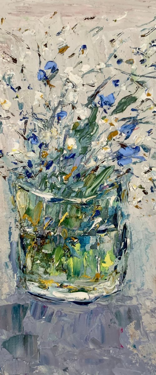 Wildflowers in a vase by Vilma Gataveckienė