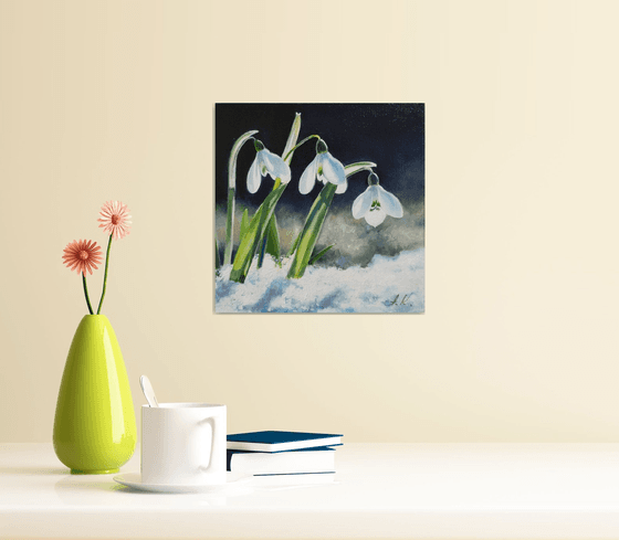 "Gentle May."  flower  liGHt original painting  GIFT (2021)