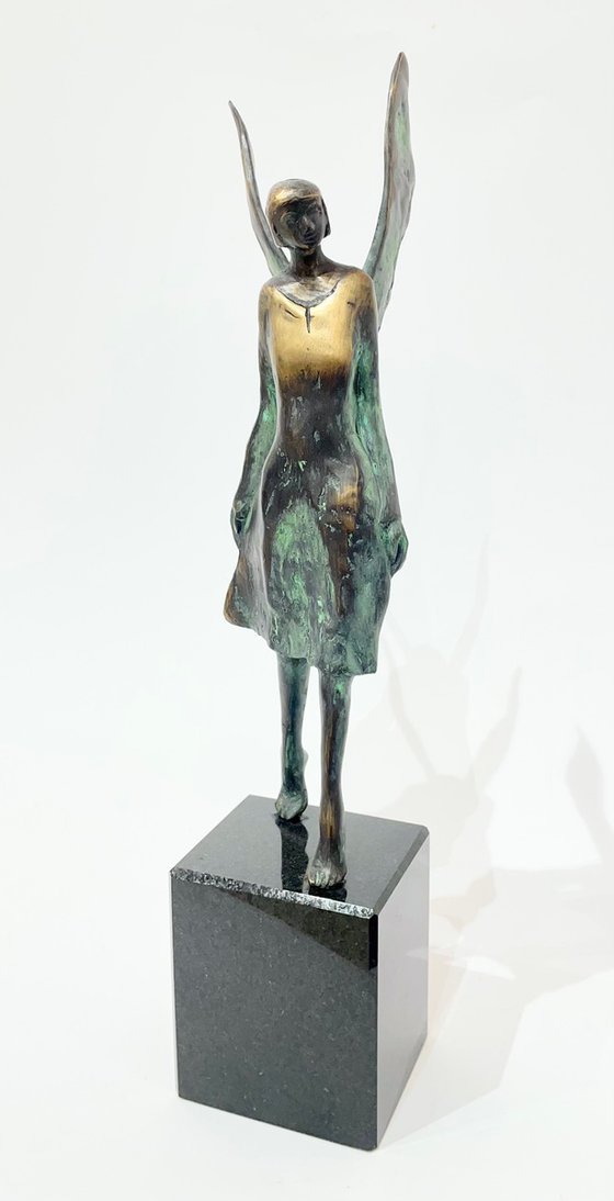 Walking Angel, no.(EA II/IV)