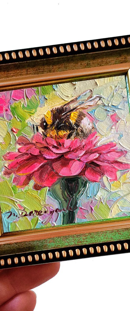 Bumblebee painting by Nataly Derevyanko