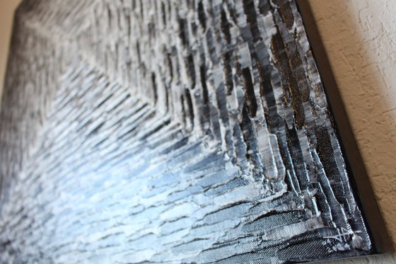 Large Square Black and White Gradient