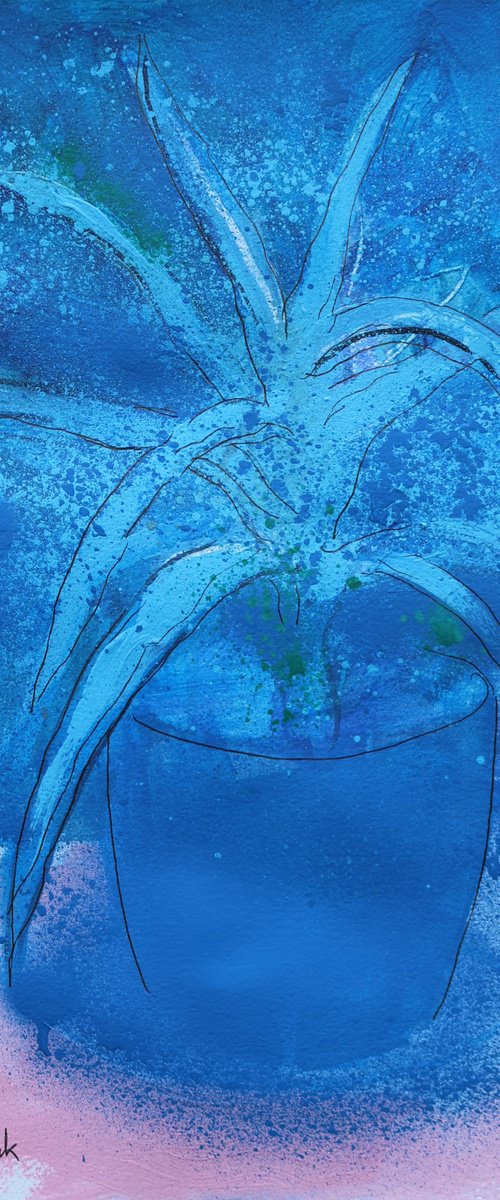 Aloe in cool tones by Artem Andreichuk