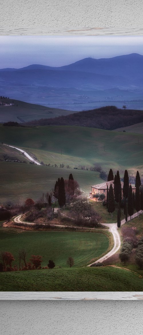 A tuscan homestead at dawn by Karim Carella