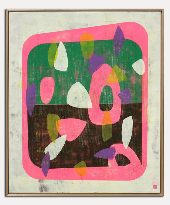 Fractured neon pink in green