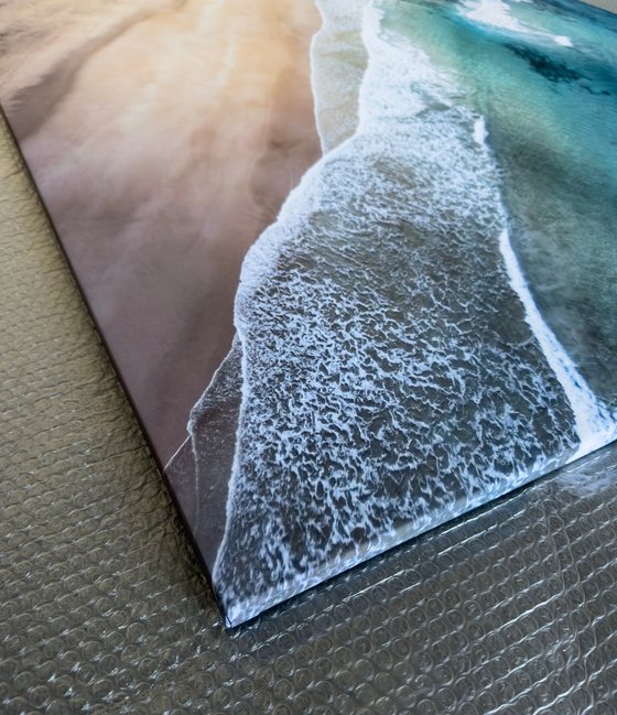 SURFERS ON THE BEACH