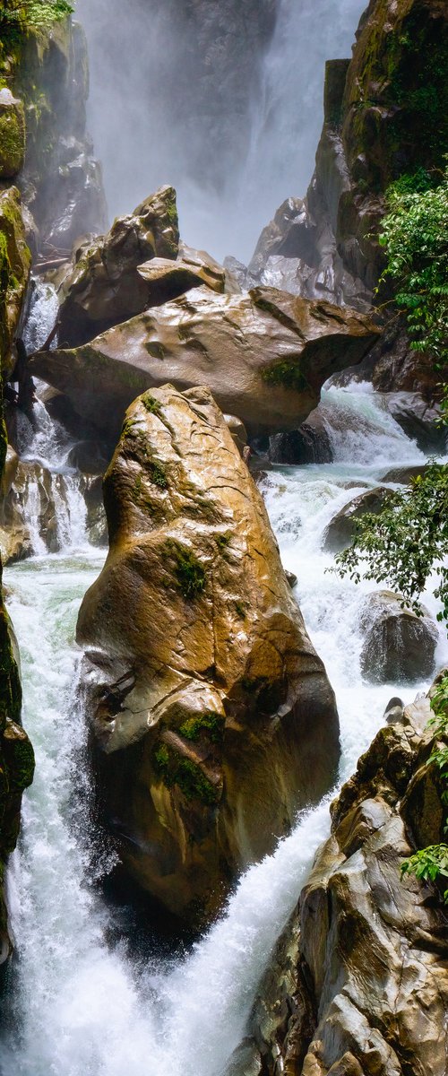 Río Pastaza, Baños de Santa Agua by Rémi Carbonaro