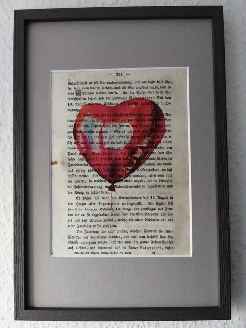 Unique print on antique book page 15x23cm. Art Print Retro Art Print. Small format gift. Heart balloon vintage. Upcycling wall decoration by Olga David