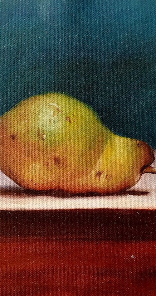 Pear by Veronica Ciccarese