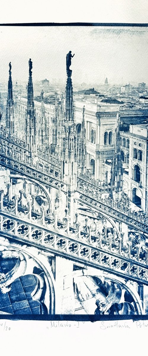 Milano-I by Sviatlana Petushkova