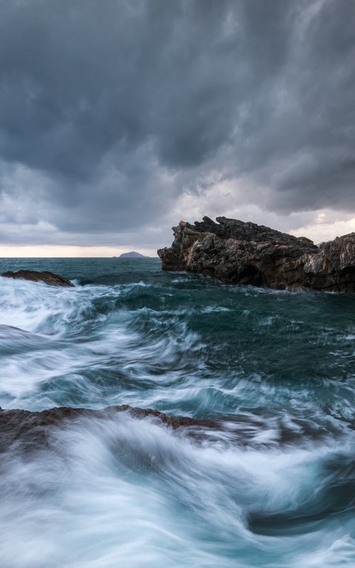 SEA AND CLOUDS by Giovanni Laudicina