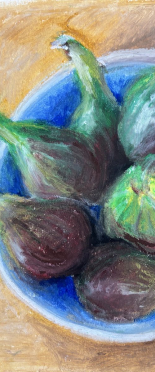 Figs in a bowl by Harriet Cosgrove