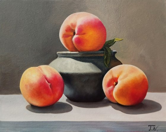Still life with peach (24x30cm, oil painting, ready to hang)