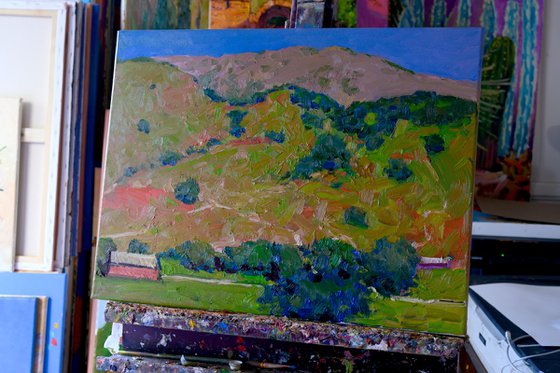 Green Hills. Mountains in California