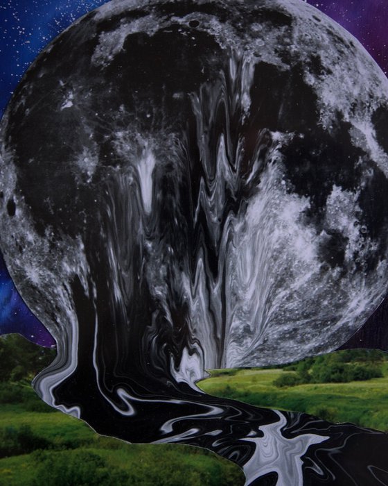 MELTING MOON