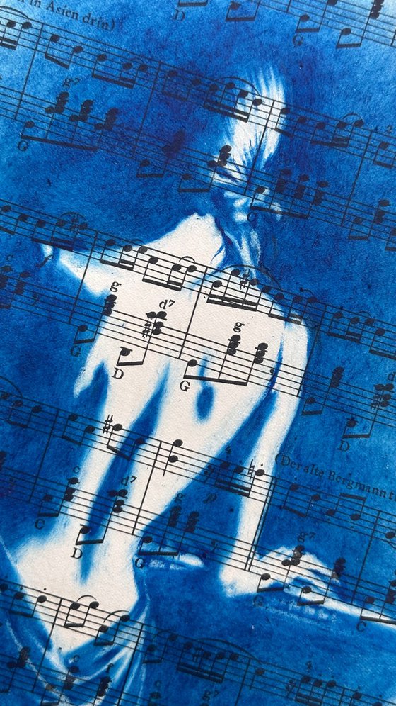 Muse №6 - Blue Moonlight Woman Playing Piano