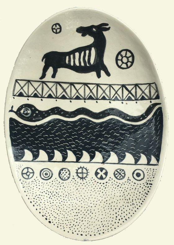 Bowl decorated with Archaic symbols