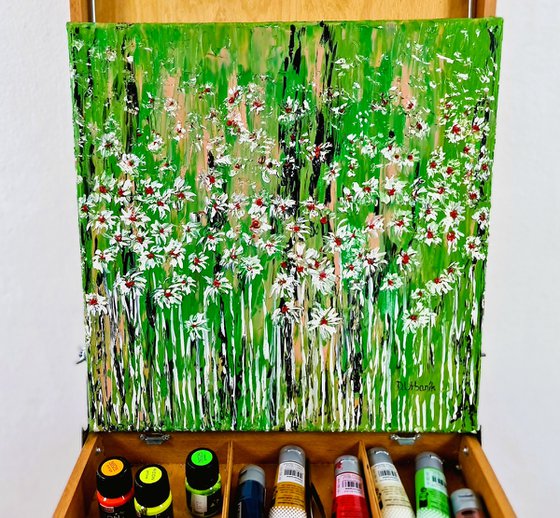 Daisies In The Grass 5