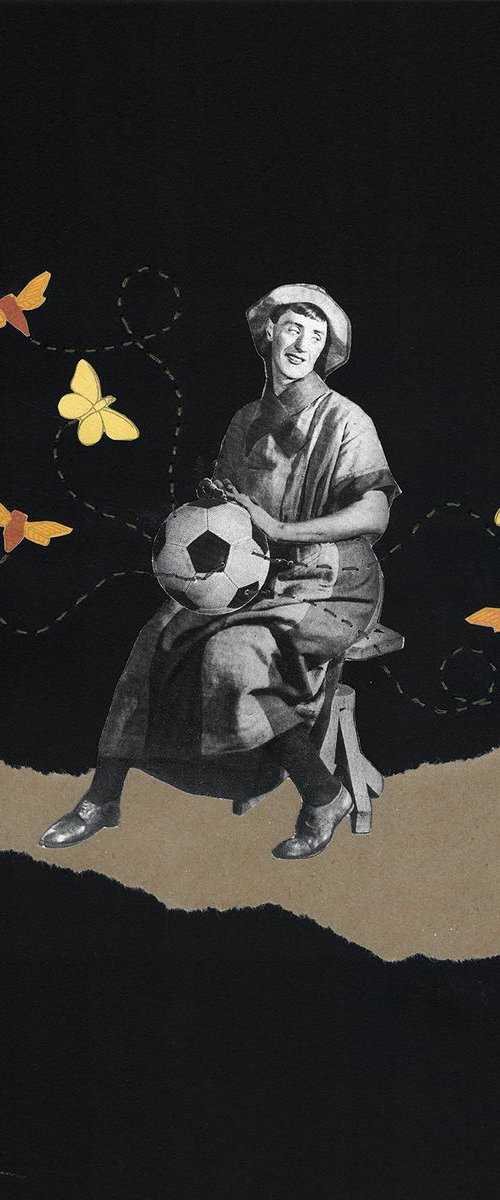 A feminine football fan by Ilana Dotan