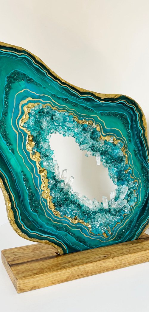 Geode Slice "Malachite" by Alexandra Dobreikin