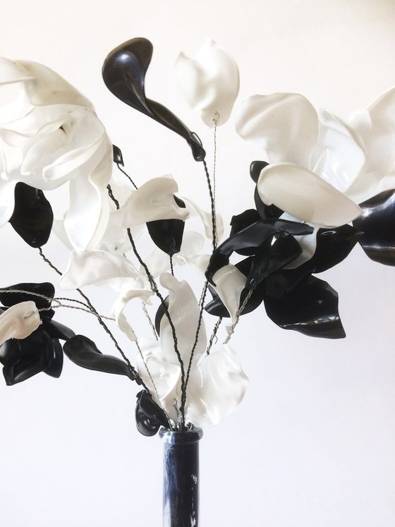 Black and white - upcycling art