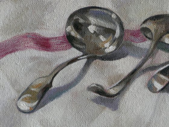 Study of silver spoons