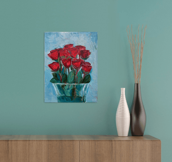 Bouquet of roses in crystal vase