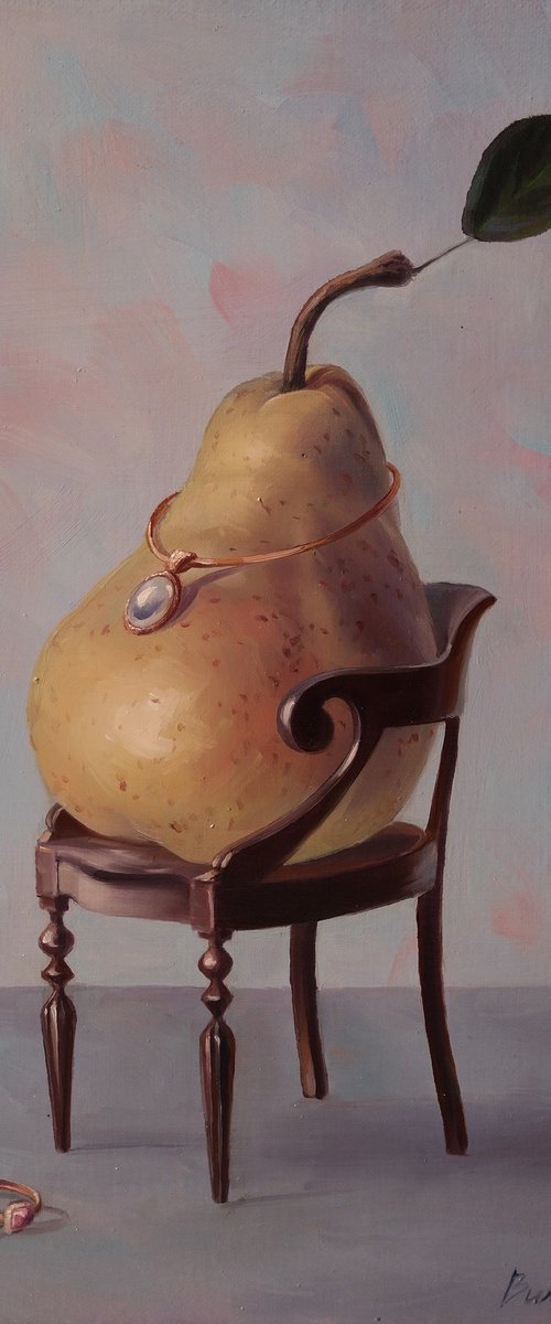 "Elegant pear" by Lena Vylusk