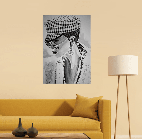 Girl with sunglasses