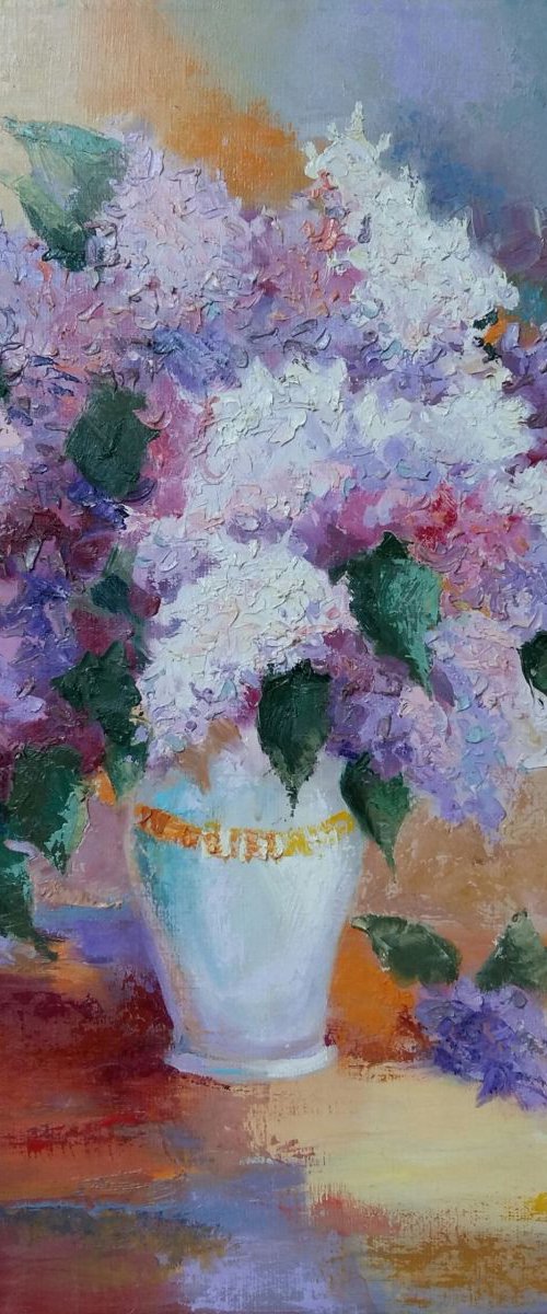 LILAC oil painting by Larissa Uvarova