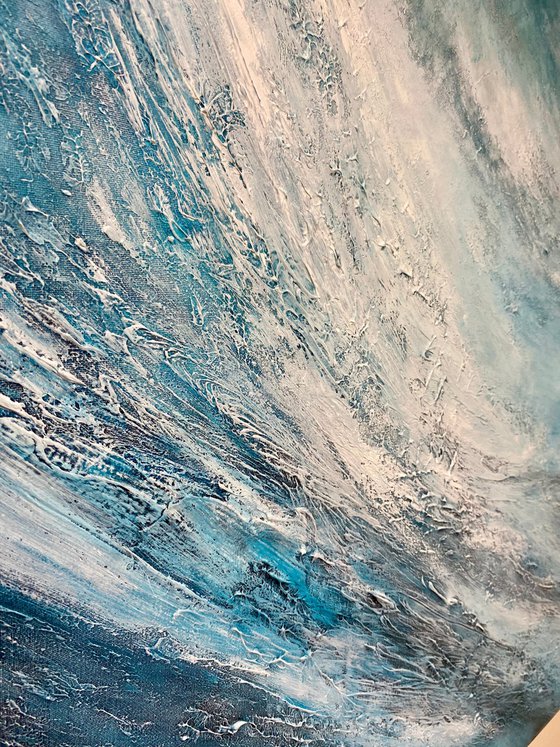 Breaking wave