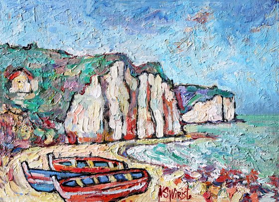 Coloured boats of Etretat.