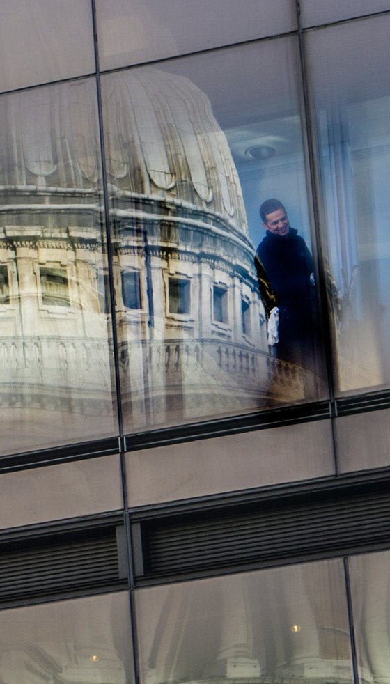 Jolly window cleaner St Paul's  1/20 12"X8"