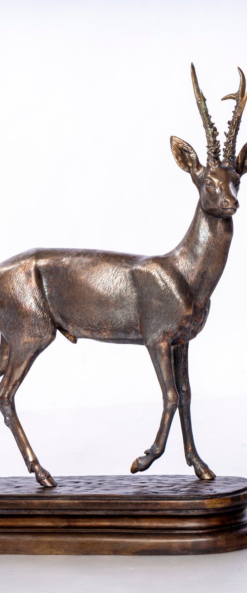 Roe Deer Sculpture by Krasimir Krastev