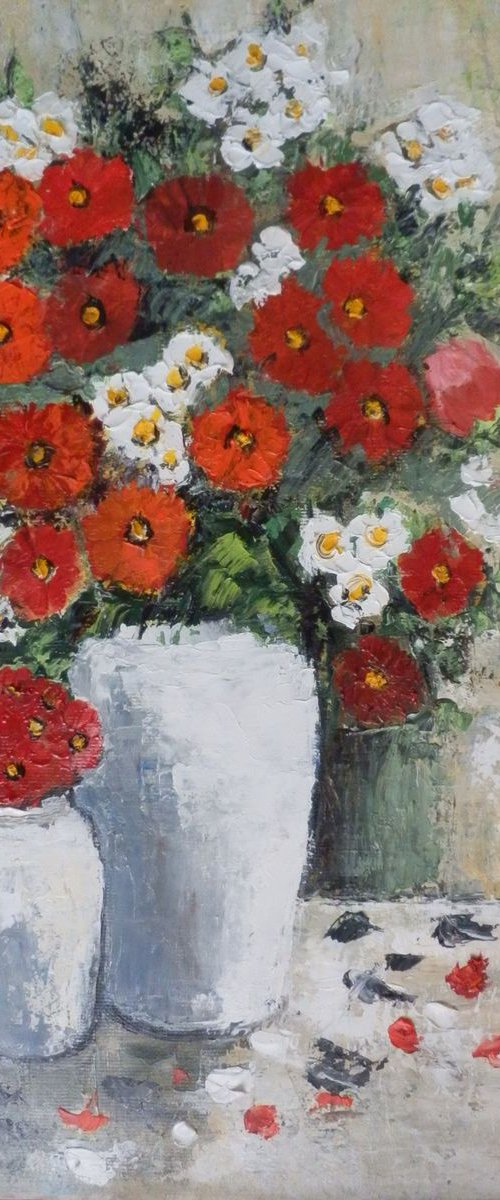 Flowers in a white vases by Maria Karalyos