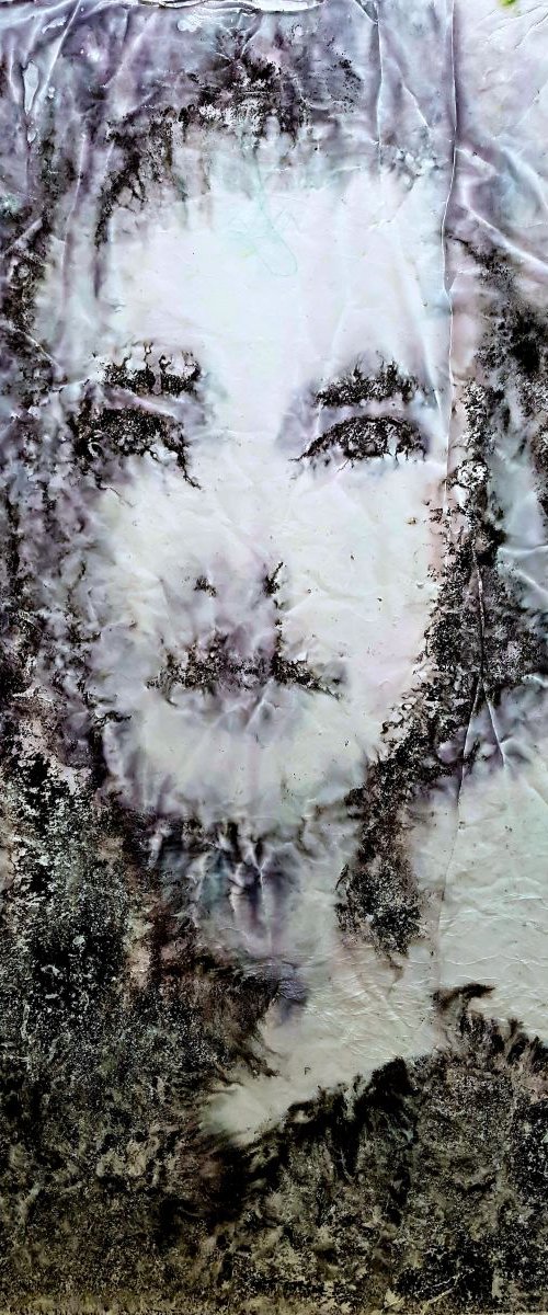 Giovanna (n.352) - 51,00 x 71,00 x 2,50 cm - ready to hang - mix media painting on stretched canvas by Alessio Mazzarulli