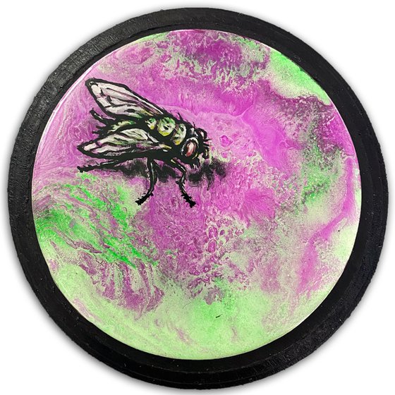 "Voyeur" - Original PMS Acrylic And Resin Painting, Mounted on a Circular Wooden Panel - 5" x 5"