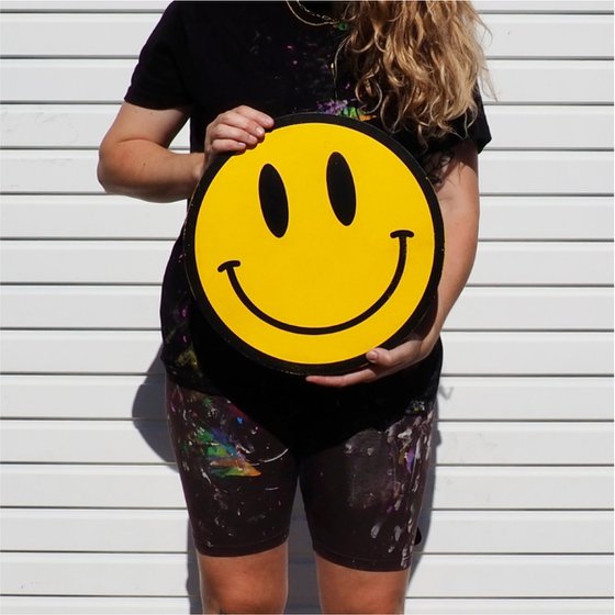 (#12) Large One-Off Smiley Face