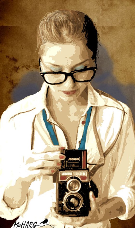 GIRL WITH CAMERA
